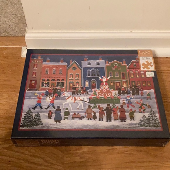 Christmas Parade Lang 1000 pc jigsaw puzzle - Picture 1 of 4